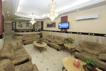 Gulf Hotel Apartment