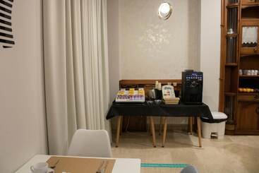 هتل Hostal Alda Rio Duero