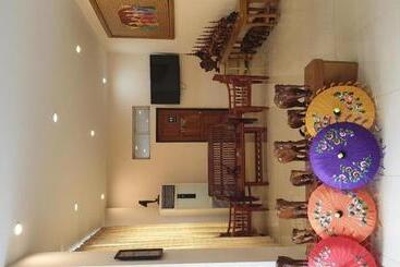 Law Ka Thit Sar Hotel   Hostel