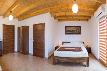 Motel Orhideja