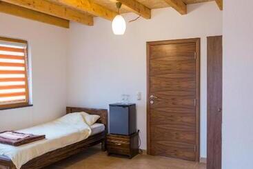 Motel Orhideja