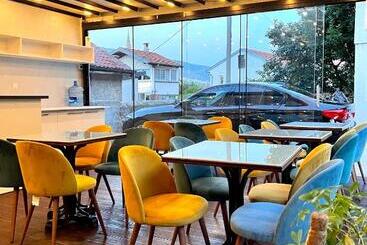 مُتل & Spa Villa Luxe