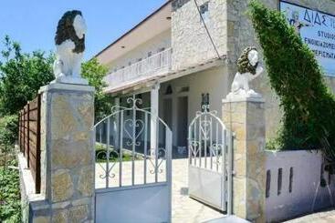 Dias Studios
