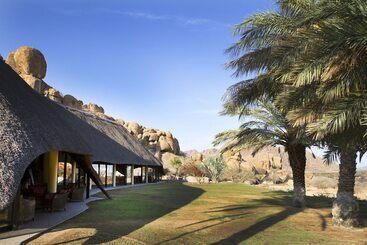 هتل Ai Aiba  The Rock Painting Lodge