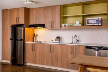 هتل Element Moline