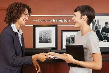 هتل Hampton Inn & Suites Leavenworth
