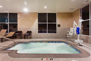 هتل Hampton Inn & Suites Leavenworth