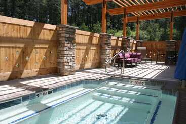 هتل Hampton Inn & Suites Leavenworth