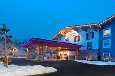 هتل Hampton Inn & Suites Leavenworth
