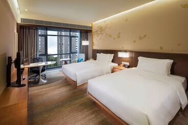 هتل Hilton Garden Inn Shiyan