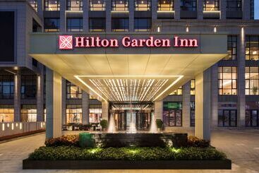 هتل Hilton Garden Inn Shiyan