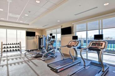 هتل Home2 Suites By Hilton Palmdale, Ca