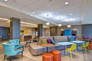 هتل Home2 Suites By Hilton Palmdale, Ca