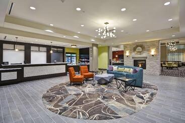هتل Homewood Suites By Hilton Rocky Mount