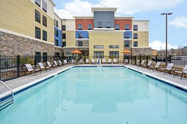 هتل Homewood Suites By Hilton Rocky Mount