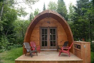 هتل Les Prets A Camper Du Camping Tadoussac