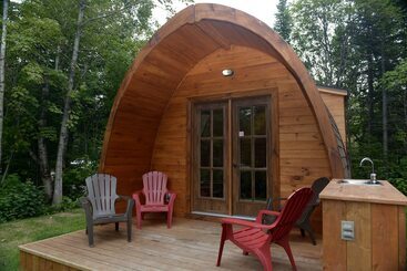 هتل Les Prets A Camper Du Camping Tadoussac