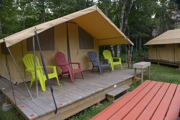 هتل Les Prets A Camper Du Camping Tadoussac