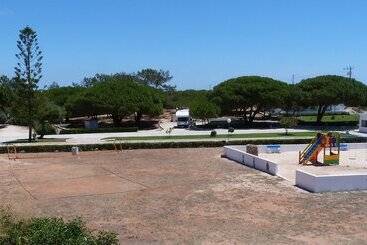 هتل Parque De Campismo Orbitur Sagres