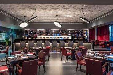 Novotel Muscat Airport