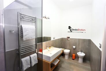 Toledostation B&b