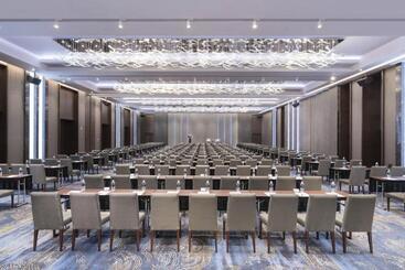هتل Amara Signature Shanghai