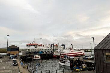 هتل Ferry Inn