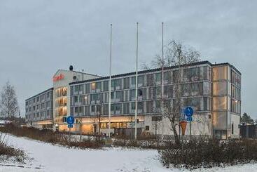 هتل Scandic Arlandastad