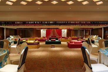 Grand Mercure Vadodara Surya Palace - Vadodara