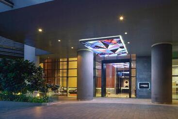 هتل Le Meridien Petaling Jaya