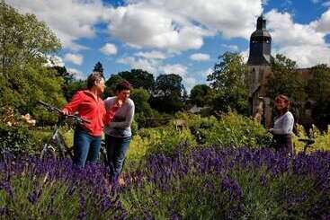 هتل Logis  Auberge De L Abbaye