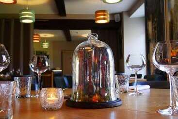 هتل Logis  Auberge De L Abbaye