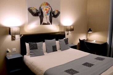 هتل Logis  Auberge De L Abbaye