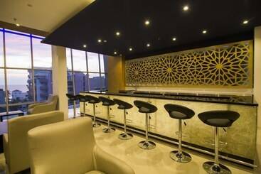 هتل Platinum One Suites