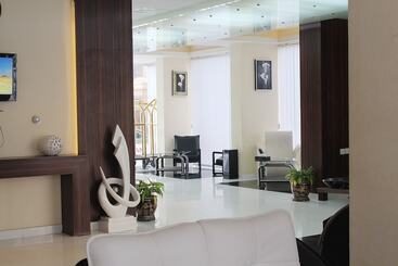 酒店 Raoum Inn