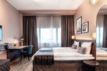 هتل Scandic Helsinki Airport