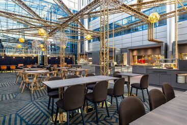 هتل Scandic Helsinki Airport