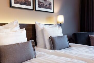 هتل Scandic Helsinki Airport