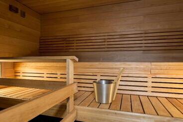 هتل Scandic Helsinki Airport