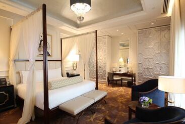 The Hotel Galleria Jeddah, Curio Collection By Hilton