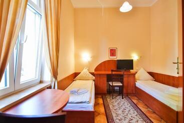 ホテル Villa Antares I & Ii