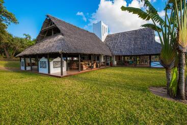 Amani Beach Resort - Kutani