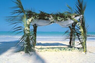 استراحتگاه The Palms Zanzibar