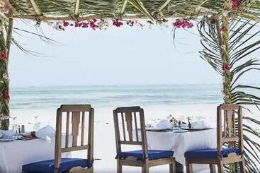 استراحتگاه The Palms Zanzibar