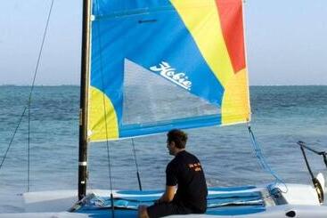 استراحتگاه The Palms Zanzibar