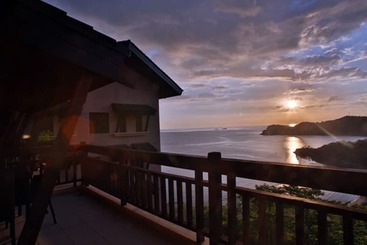 Amara Residences