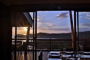 Amara Residences