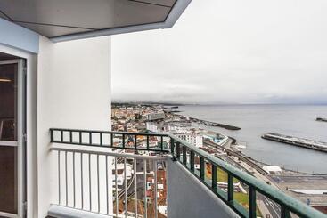 تختخواب و صبحانه Atlantic Home Azores