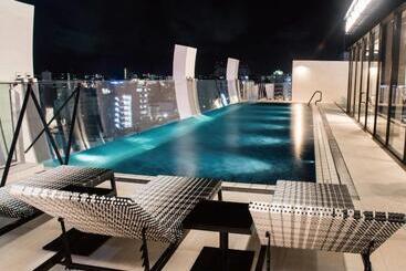 هتل Aqua Citta Naha