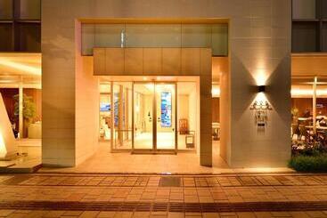 هتل Aqua Citta Naha